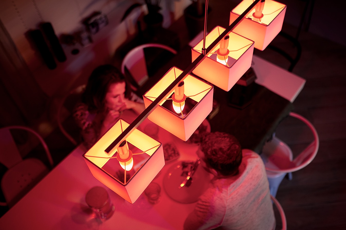 Bring your candle-lit dinner into the 21st with the new Philips Hue E14 candle! - Philips Lighting