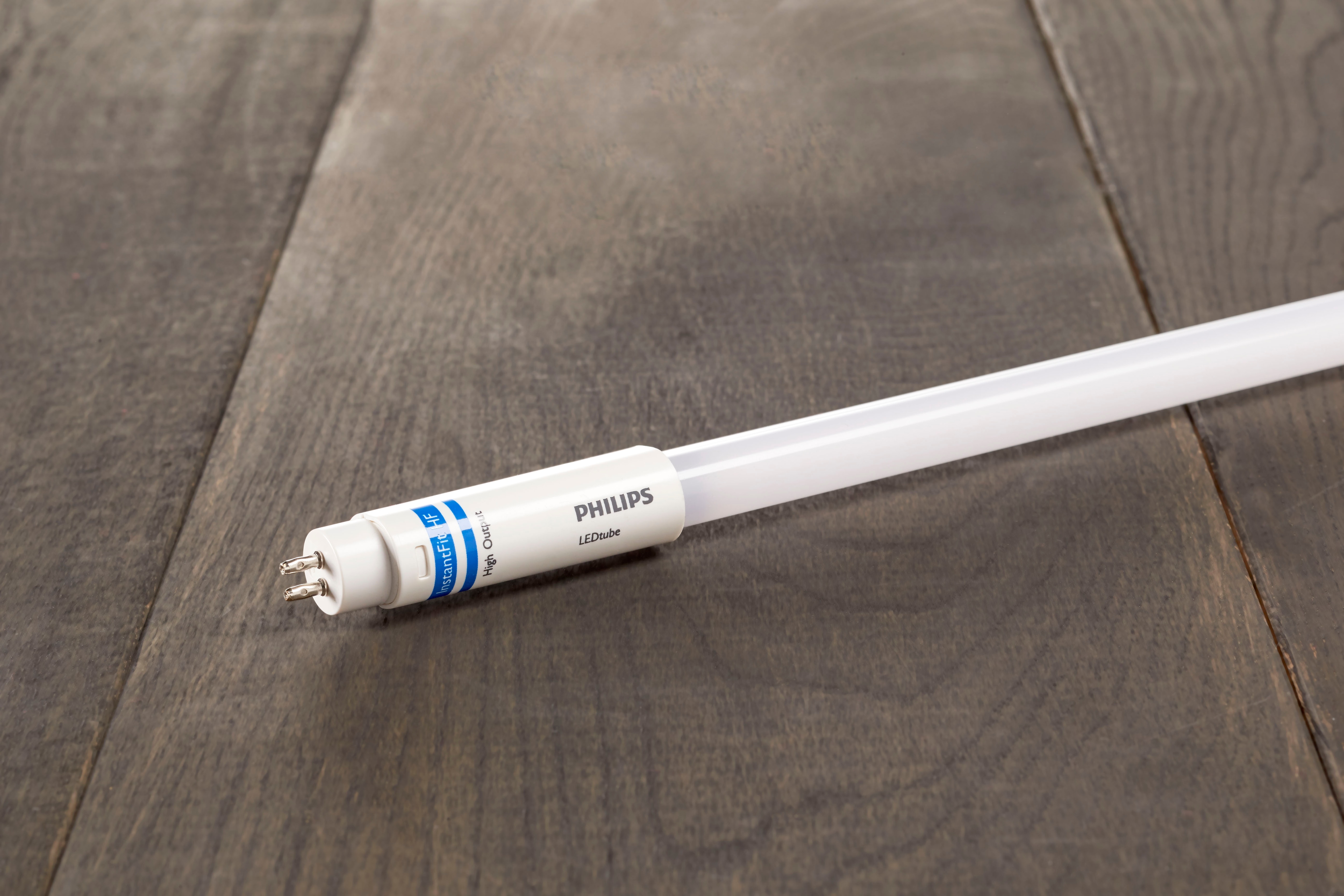 Philips Lighting introduces the new T5 LED tube for the professional market - Newsroom Ligthing